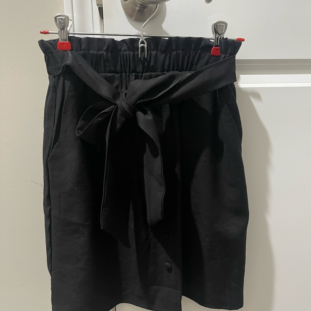 Elegant Black Women's Skirt